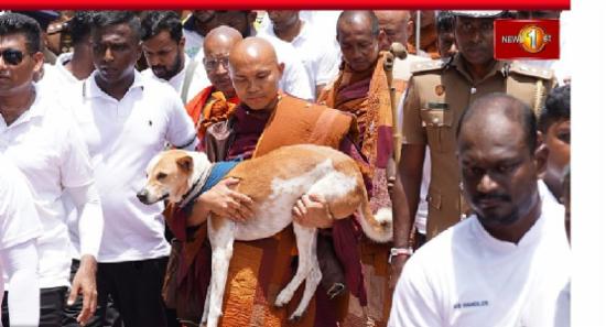 පඤ්ඤාකර හිමි ආලෝකා ද කැටුව දිවයිනෙන් පිටව යයි